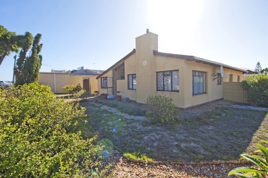 4 Bedroom Property for Sale in Sun Valley Western Cape